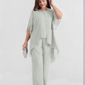Elegant Women's light Gray 2 piece Chiffon pant set 22W/0100